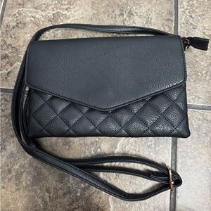 Black pleather crossbody purse